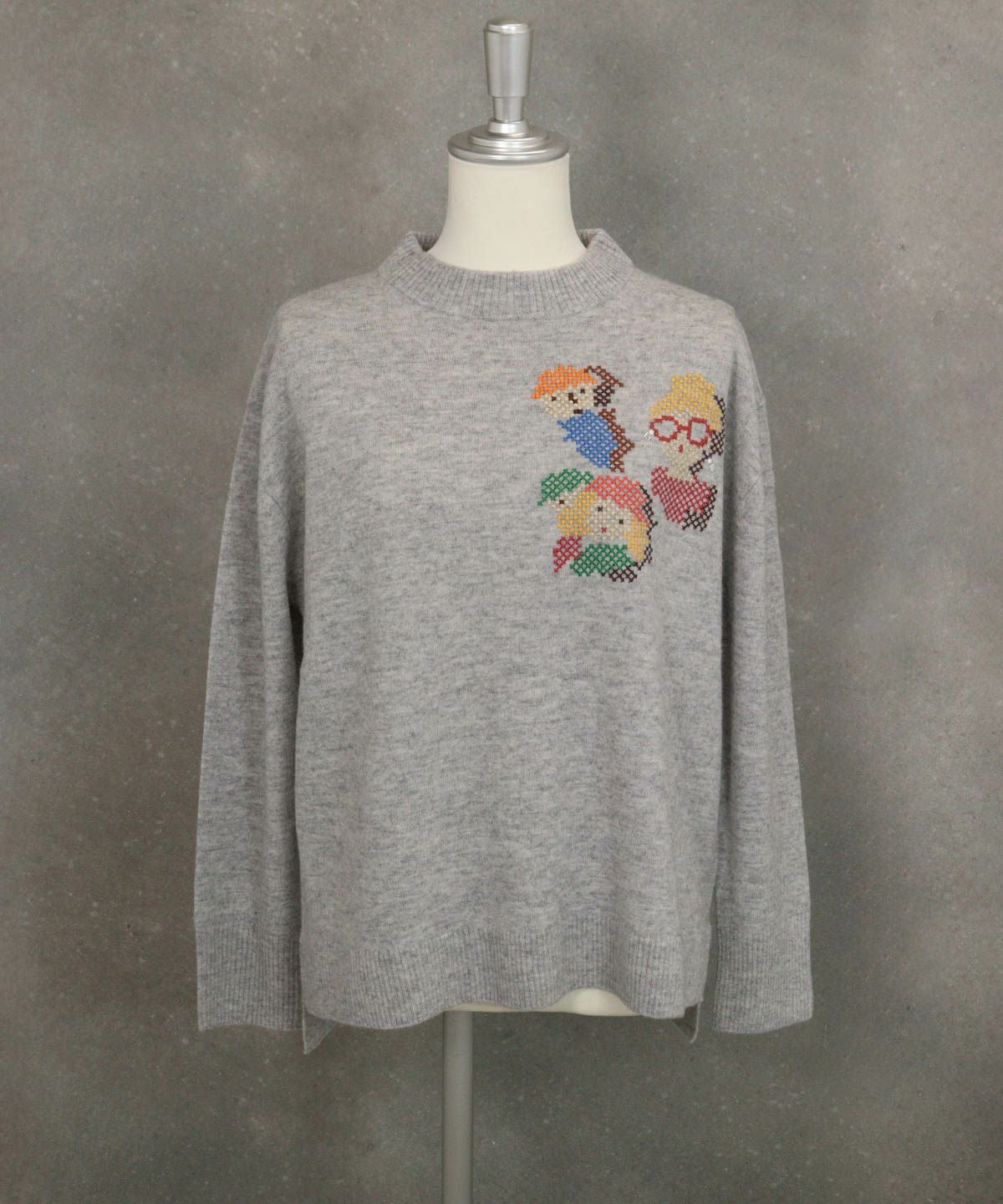 ウール100％ピクセル刺繍ニット|スタジオピッコーネ - ゴルフウェアや