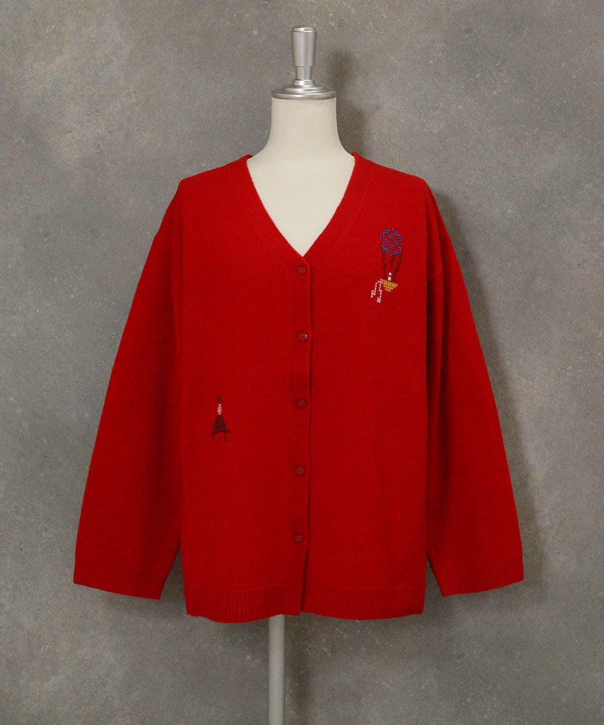 ウール100％ピクセル刺繍ニットカーディガン（レッド）