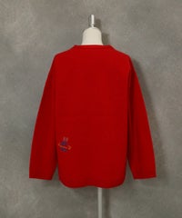 ウール100％ピクセル刺繍ニットカーディガン後（レッド）