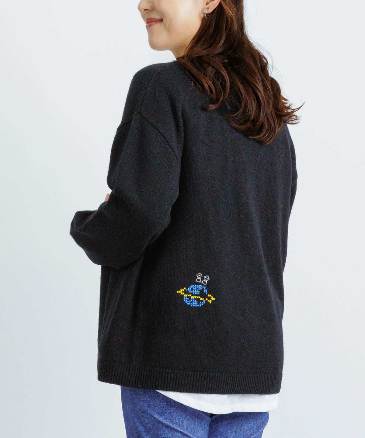 ウール100％ピクセル刺繍ニットカーディガン|スタジオピッコーネ