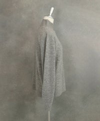  ウール混ポイントワッペンニット横（グレー）