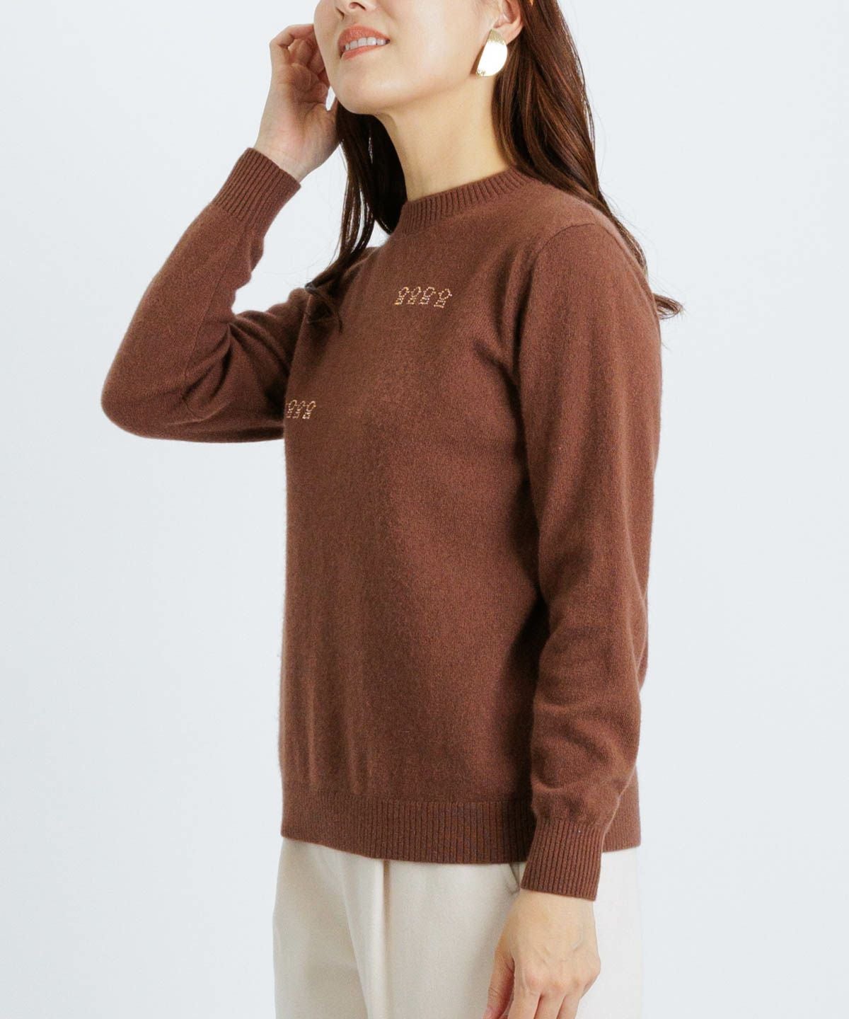 モデル着用画像（ブラウン）