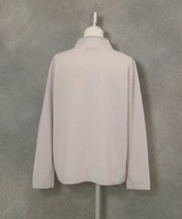  カシミヤ100％ロール襟ニット後（ベージュ）
