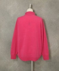 カシミヤ100％襟付きニット(ピンク)後ろ