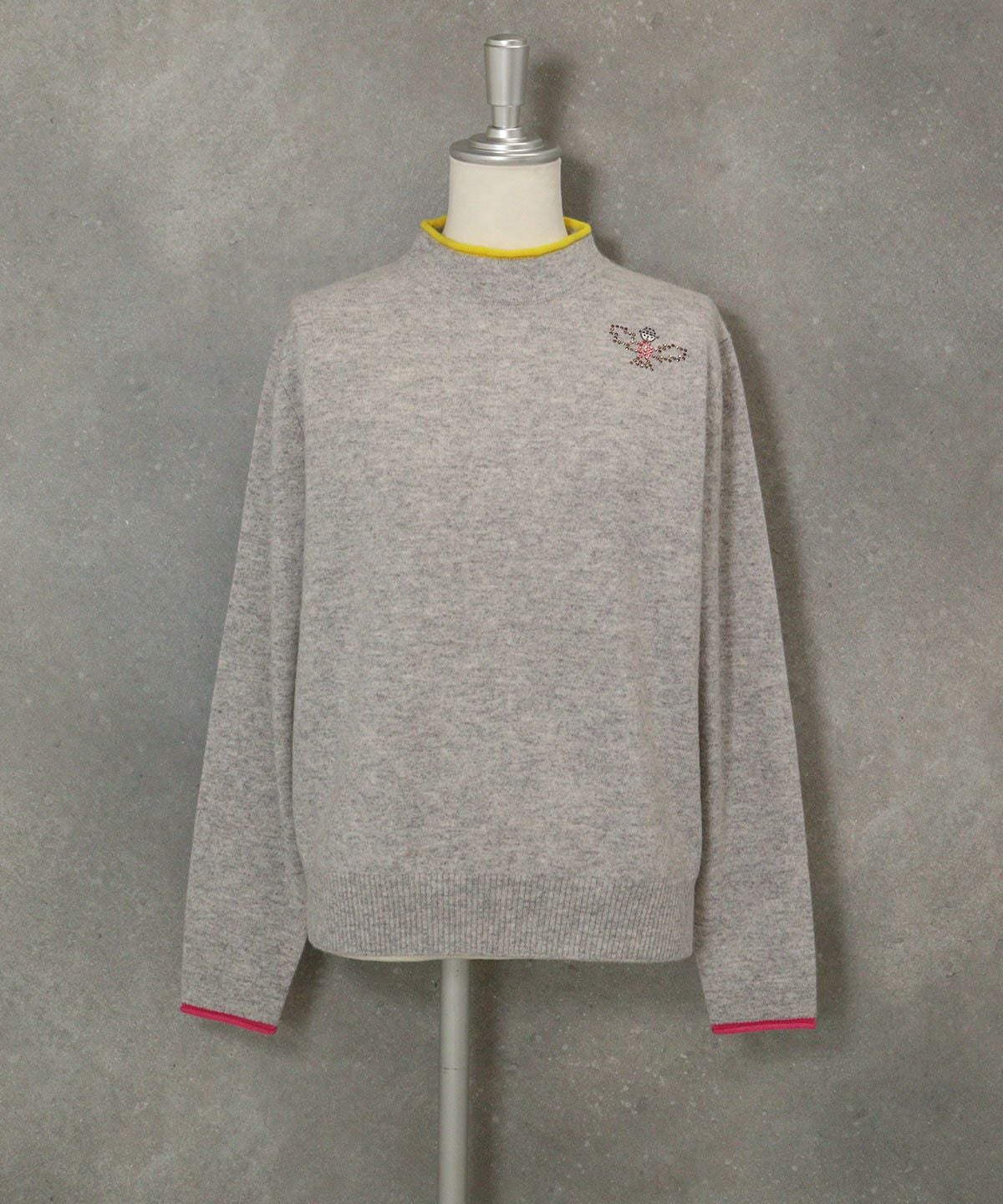 カシミヤ100％ポイントカラーニット(ライトグレー)前