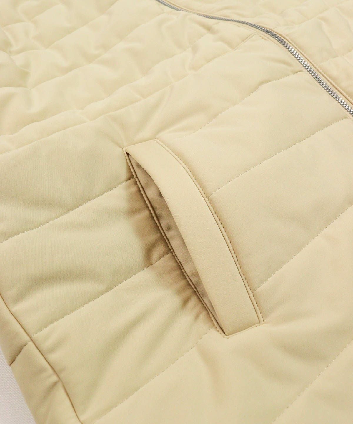 防風保温ノーカラー中綿ブルゾン|ピッコーネクラブ - ゴルフウェアや