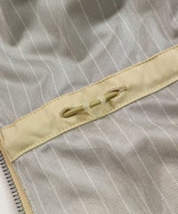 内側スピンドル部分（ベージュ）