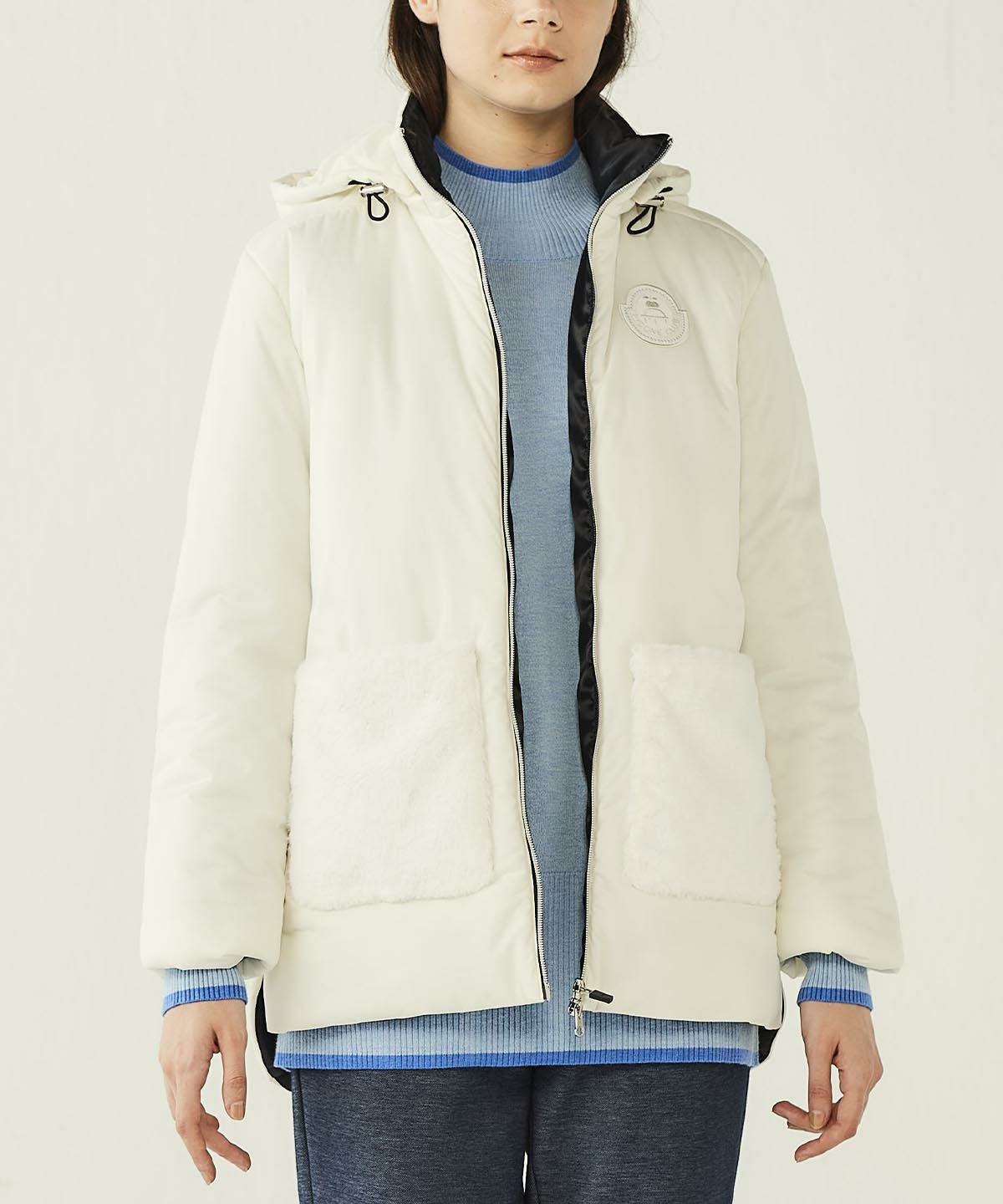 モデル着用画像（ホワイト）