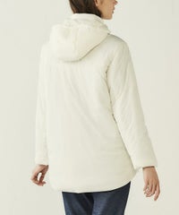 モデル着用画像（ホワイト）