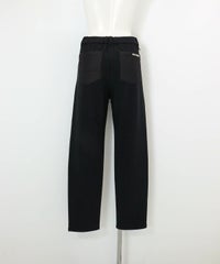 防風撥水中綿キルト切替パンツ(ブラック)後ろ