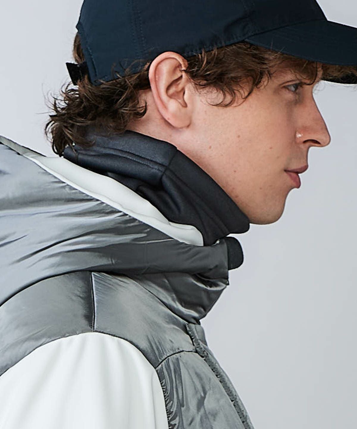 モデル着用画像（グレー）