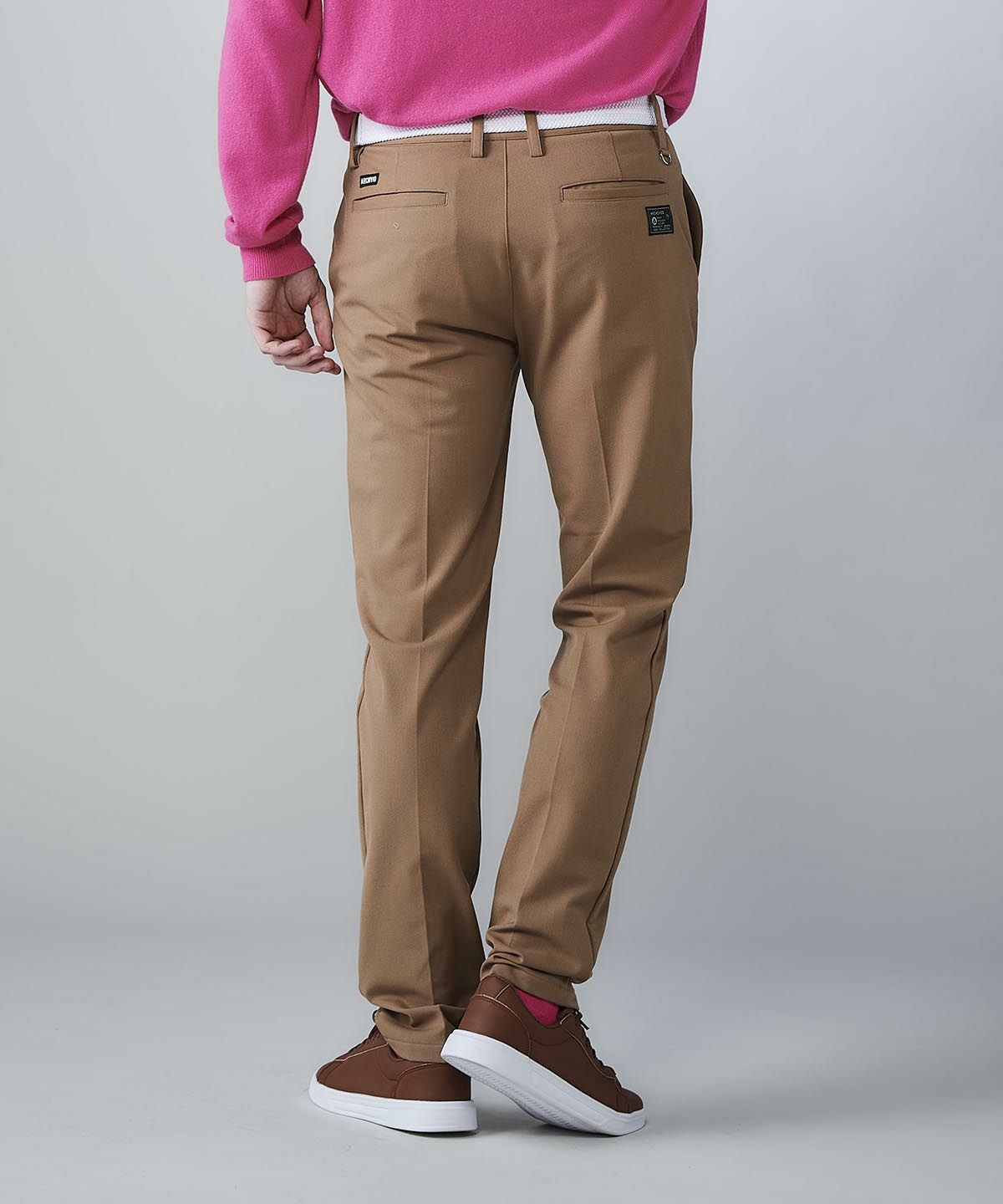 モデル着用画像(キャメル)