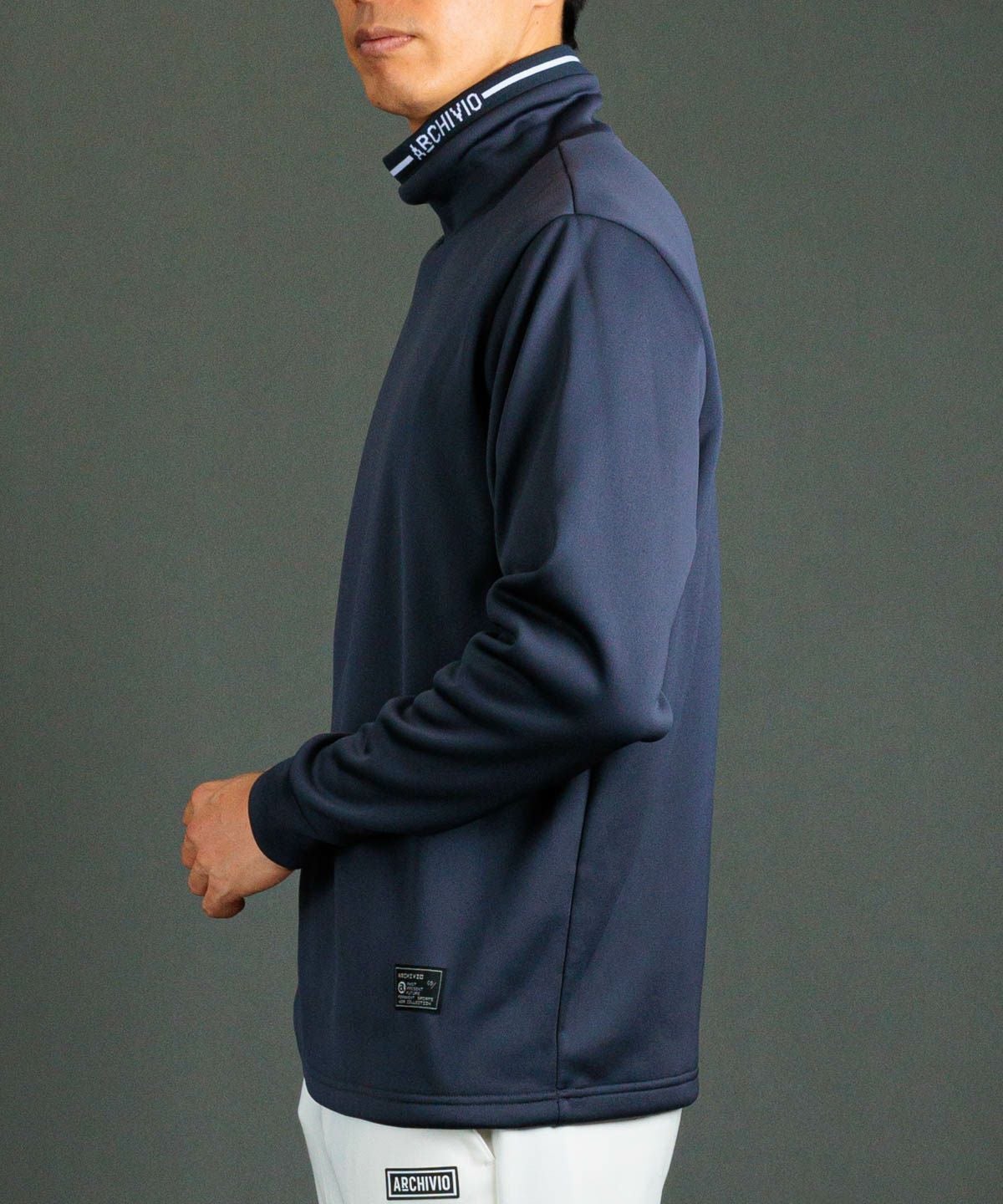 モデル着用画像（グレー）