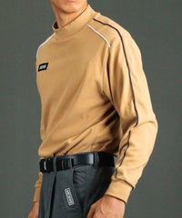 モデル着用画像（ベージュ）