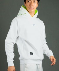 モデル着用画像（ホワイト）