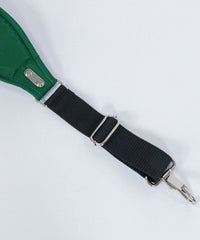 ショルダーストラップ(ベージュ)金具部分