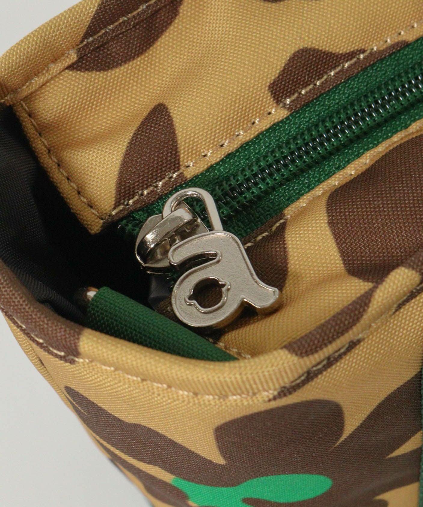 ファスナー部分(ベージュ)