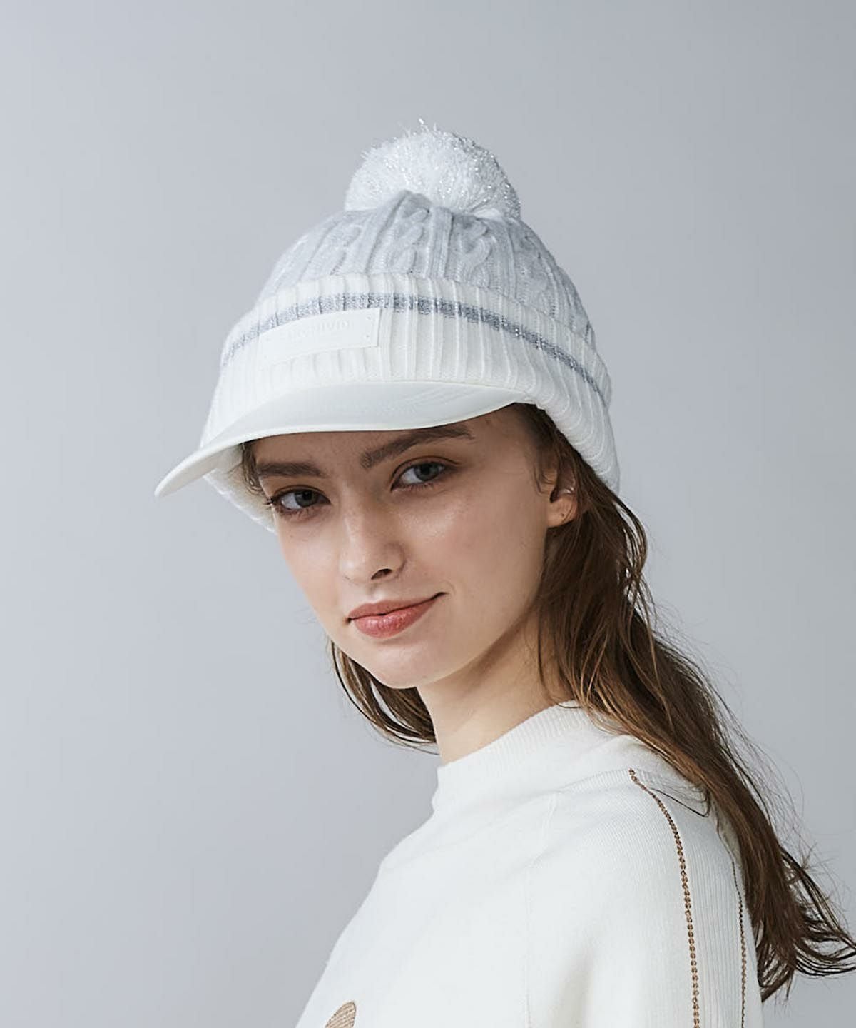 モデル着用画像(ホワイト)