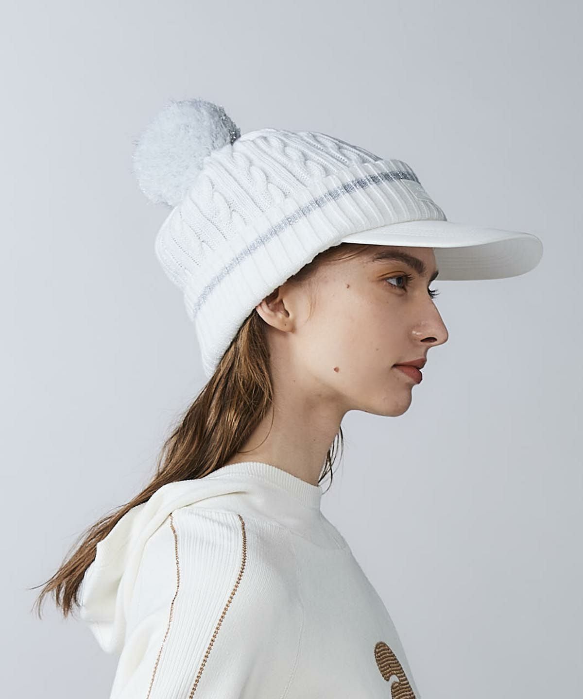 モデル着用画像(ホワイト)