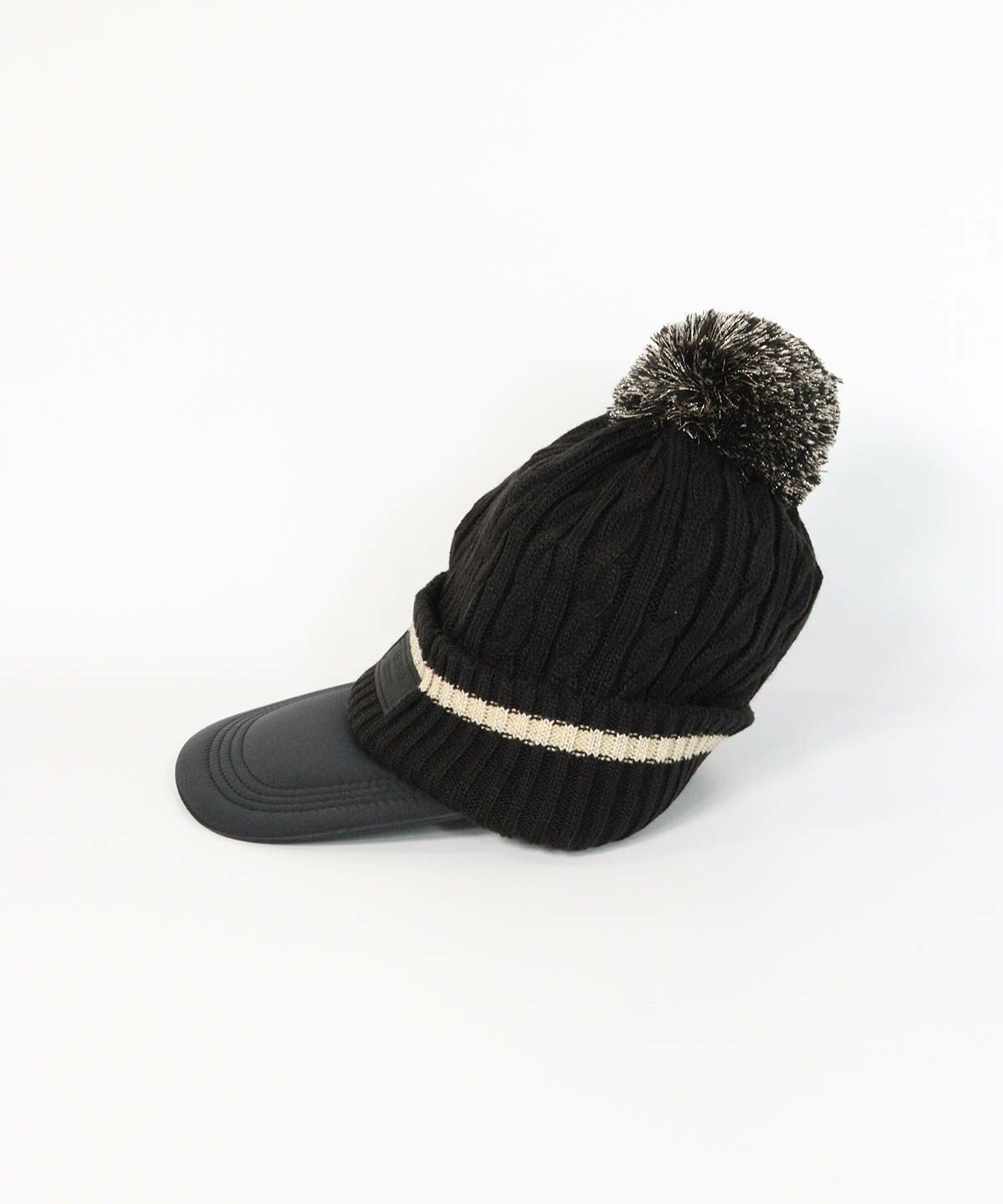 左側(ブラック)