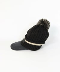 左側(ブラック)