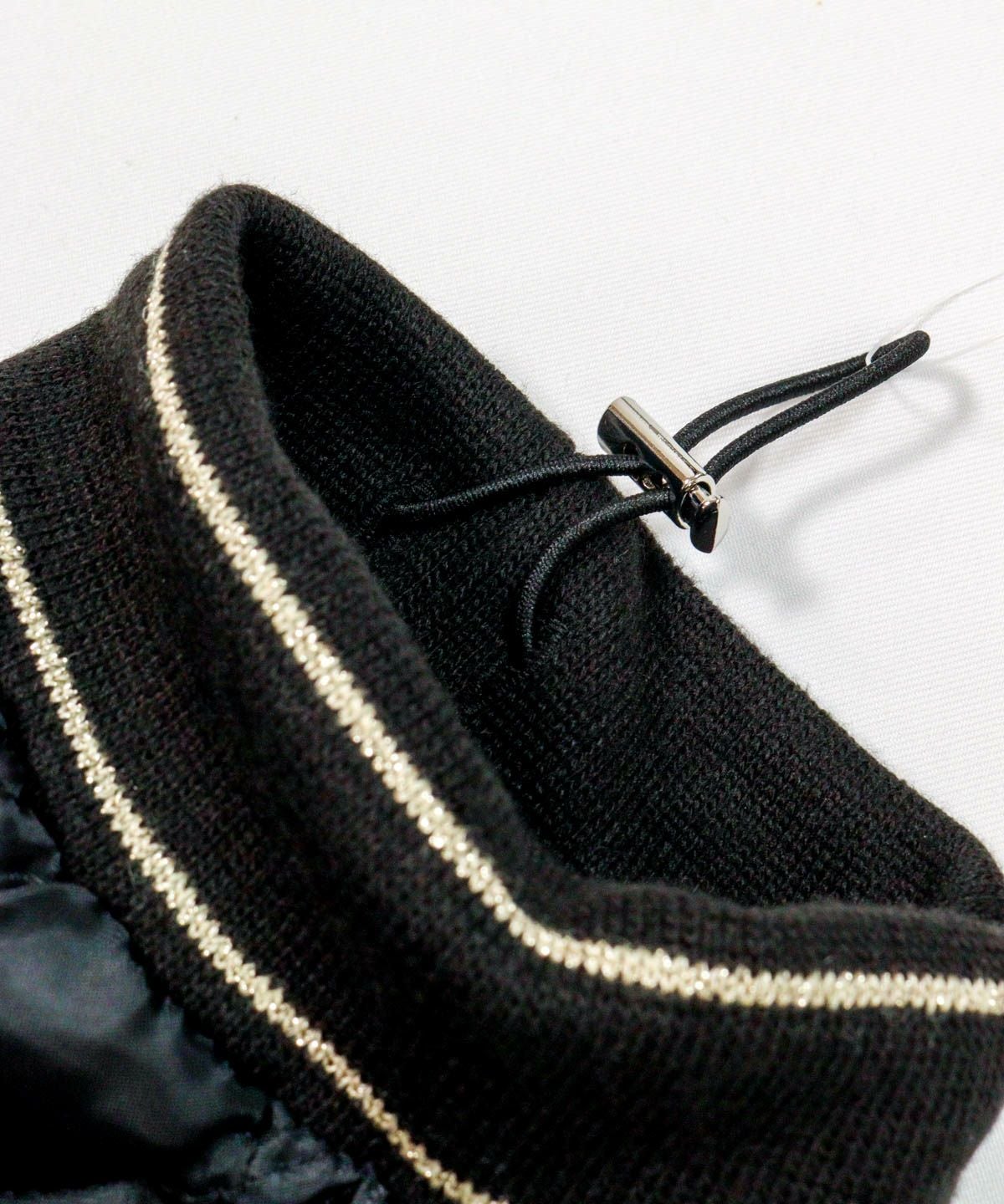 調節部分（ブラック）