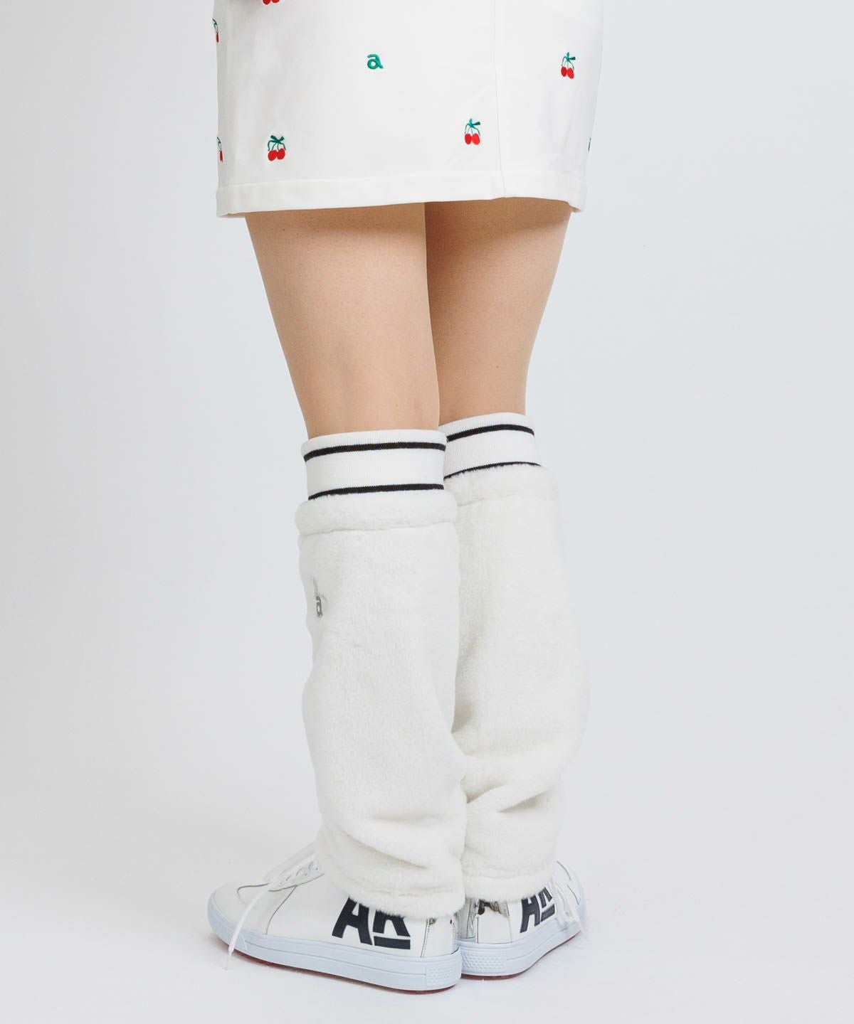 モデル着用画像（ホワイト）