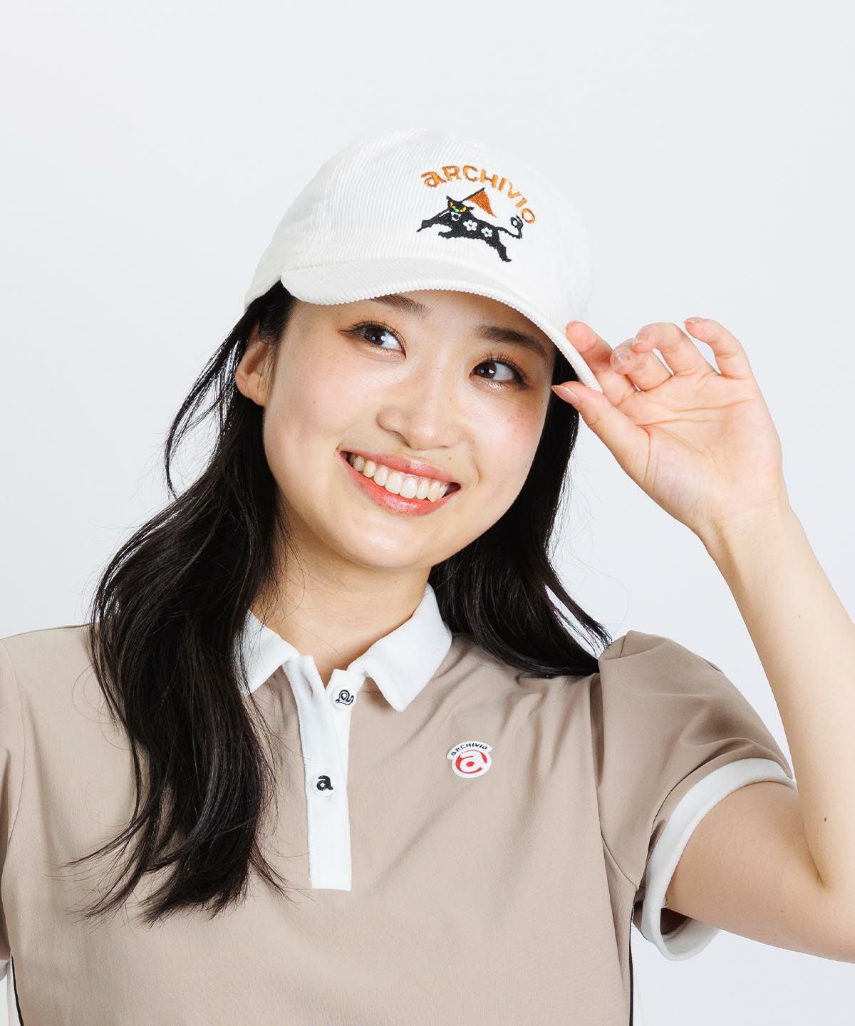 モデル着用画像（ホワイト）