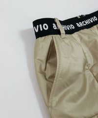 ポケット部分（ベージュ）