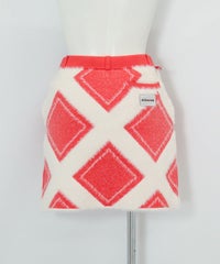 フェザーヤーン保温ニットスカート後（オレンジ）