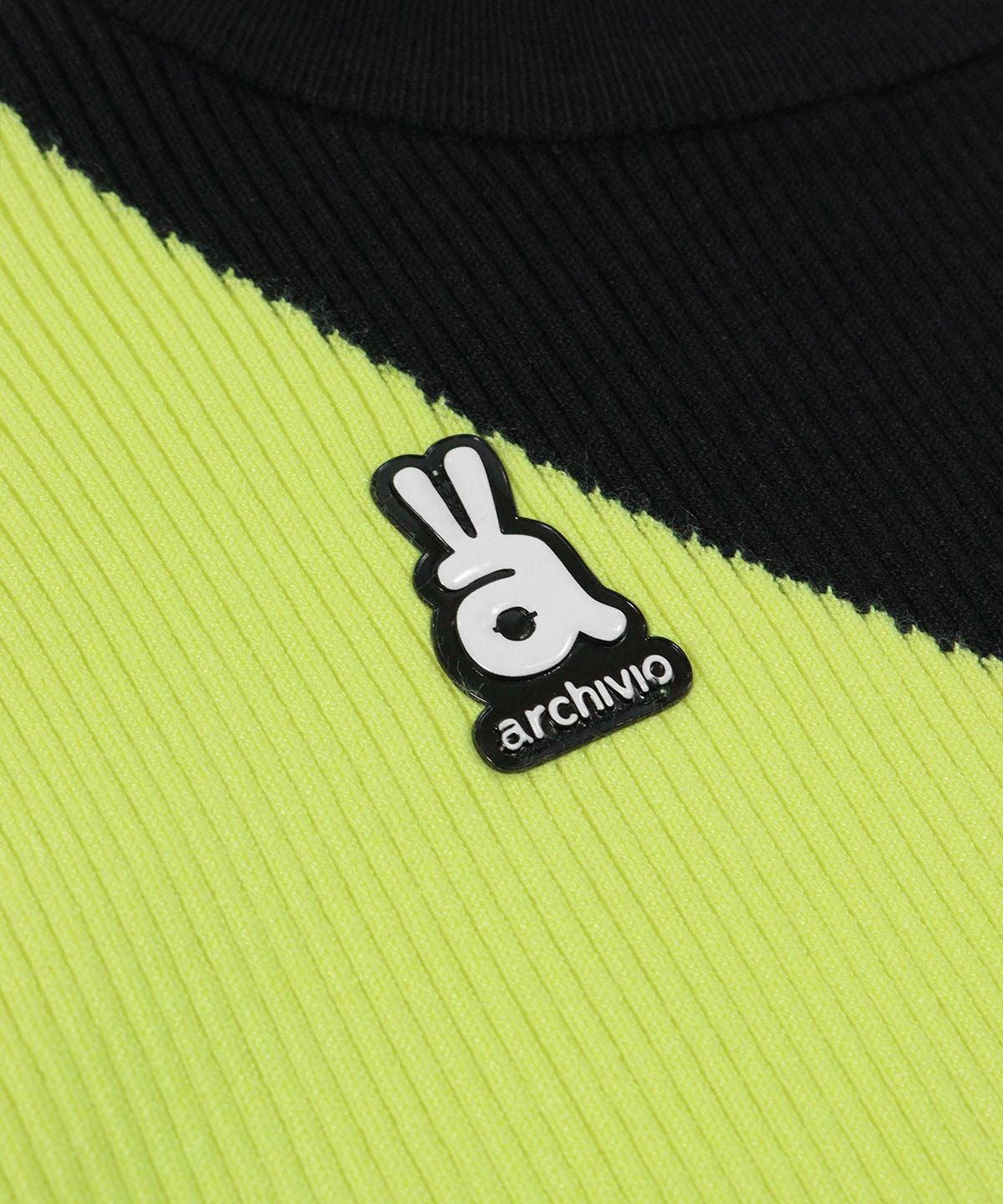 ロゴ部分（イエロー）