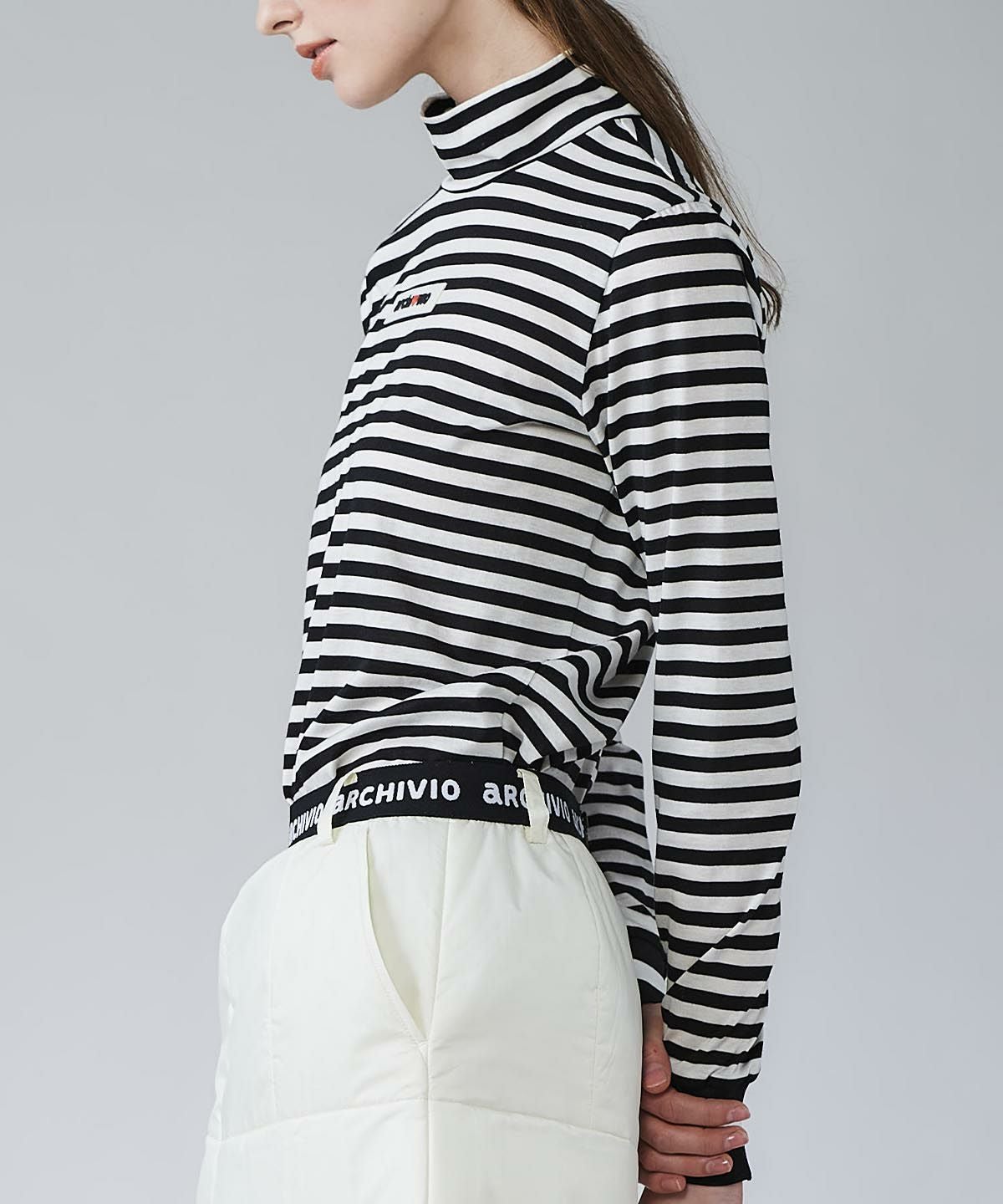 モデル着用画像（ブラック）