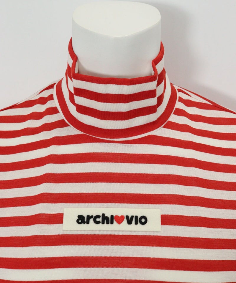 首元アップ部分（レッド）