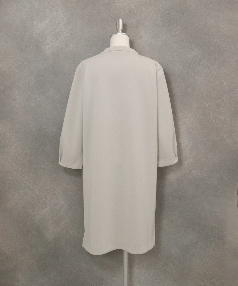 キルトポケット七分袖ワンピース(ライトグレー)後ろ