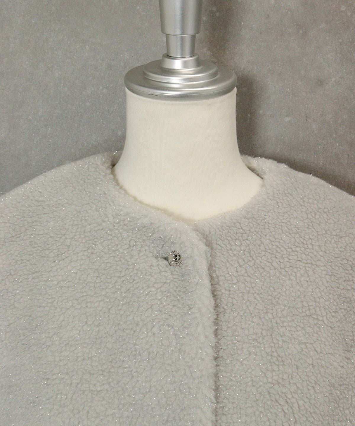 首元(ライトグレー)