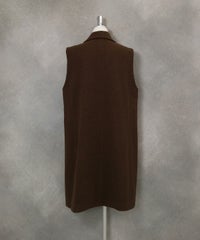 ウールライクロングベスト後ろ（ブラウン）