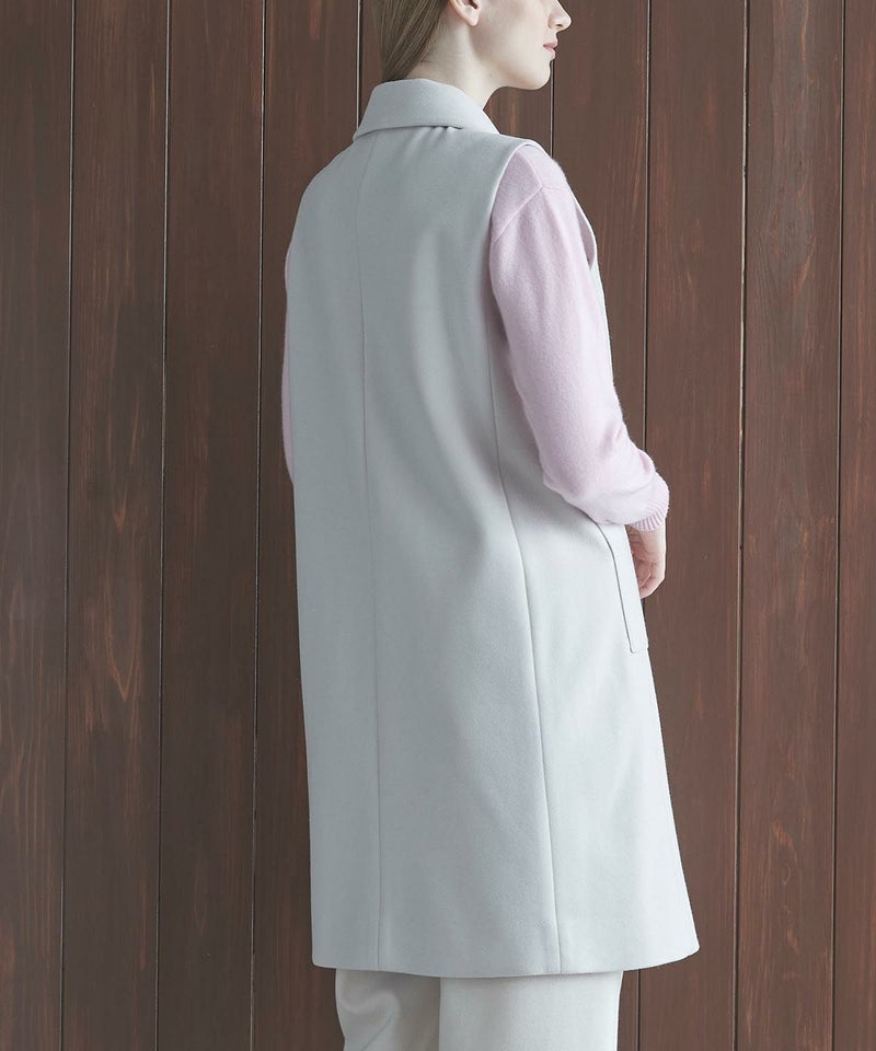 モデル着用カタログ画像（ベージュ）