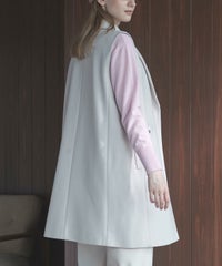 モデル着用カタログ画像（ベージュ）