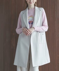 モデル着用カタログ画像（ベージュ）