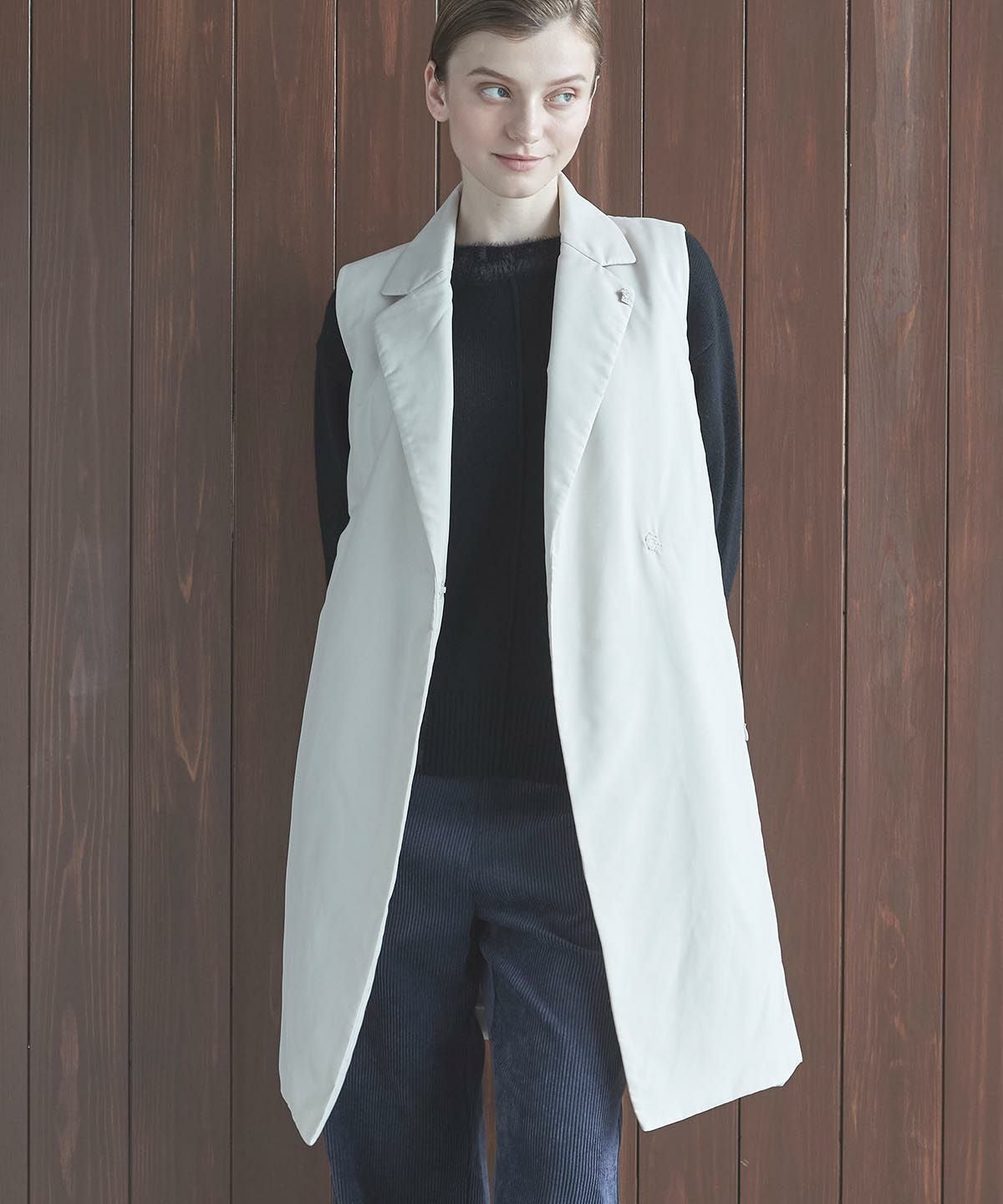 モデル着用カタログ画像（ライトグレー）