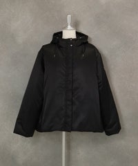 フード付き撥水中綿ジャケット（ブラック）