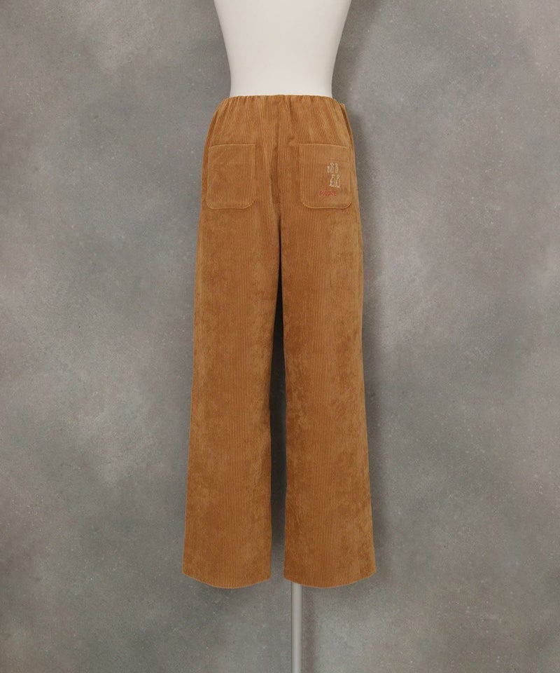 コーデュロイ刺繍ワイドパンツ後ろ（キャメル）