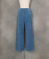 コーデュロイ刺繍ワイドパンツ（ブルー）