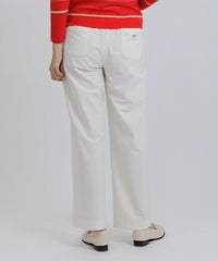 モデル着用画像（ホワイト）