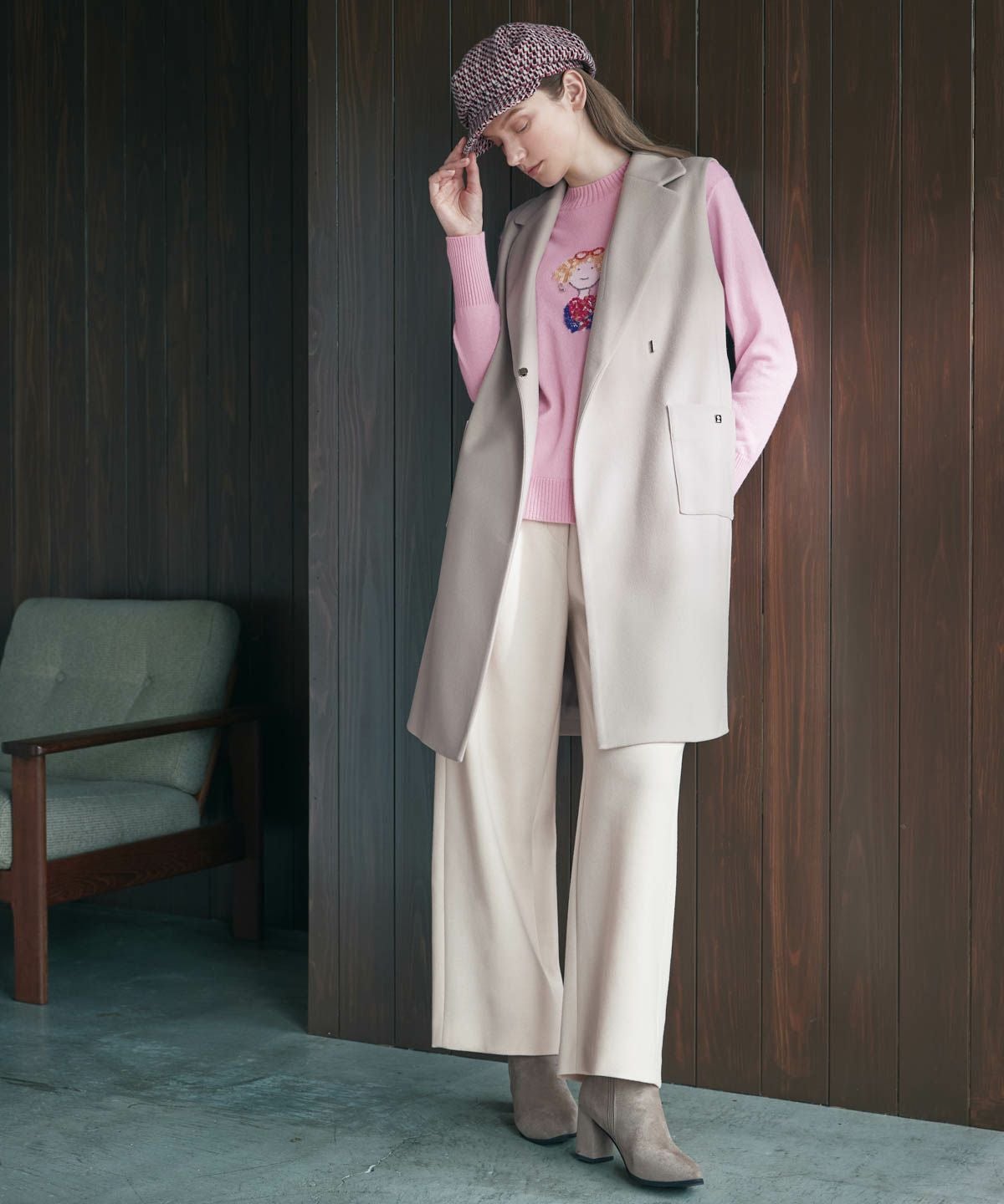 モデル着用画像（ベージュ）