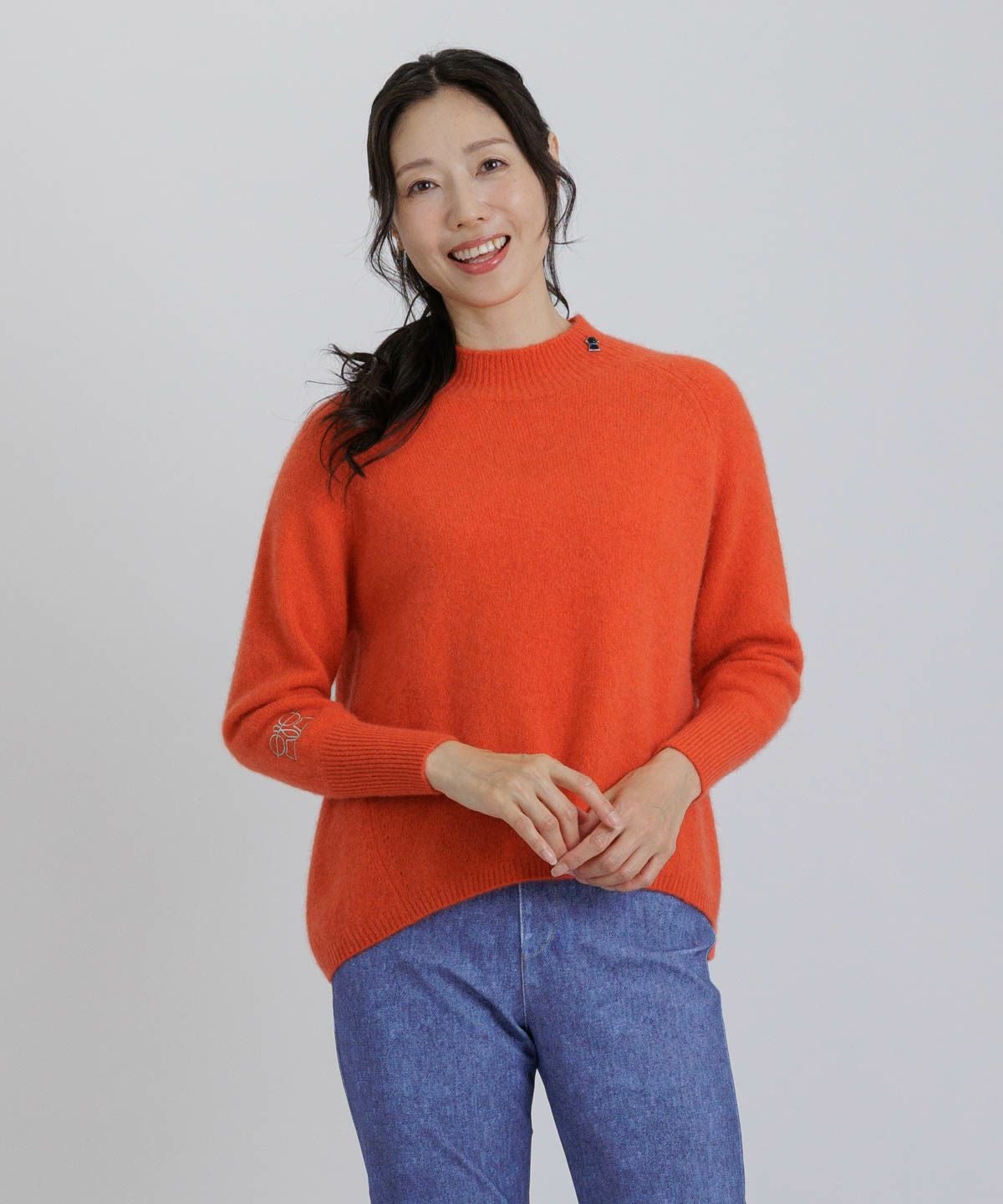 モデル着用画像（オレンジ）