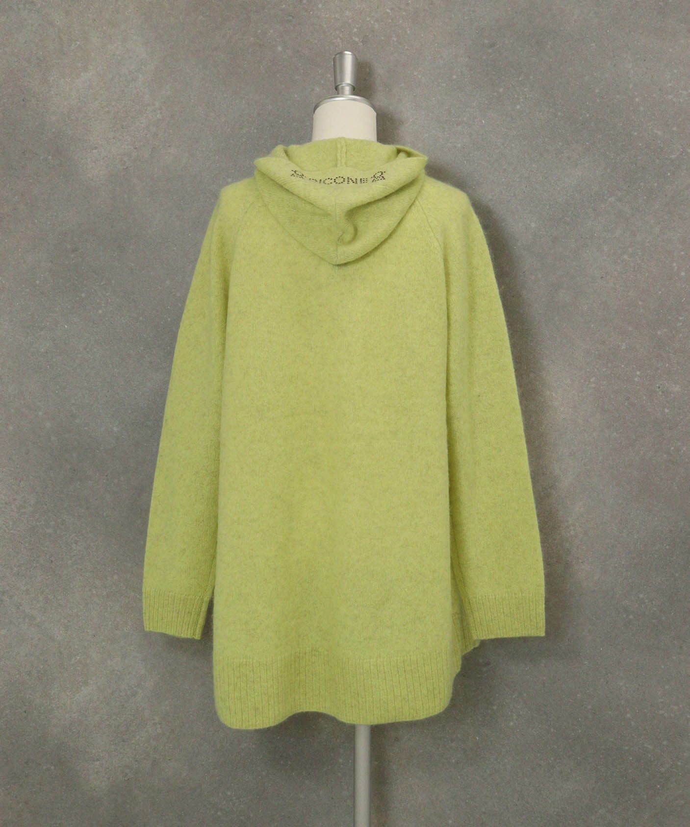 ヤク100％フードニットカーディガン後ろ（イエロー）