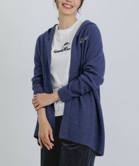 モデル着用画像（ネイビー）