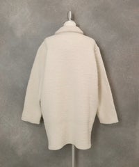 マイクロモールニットジャケット後（ホワイト）