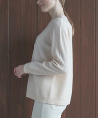 モデル着用画像（ベージュ）